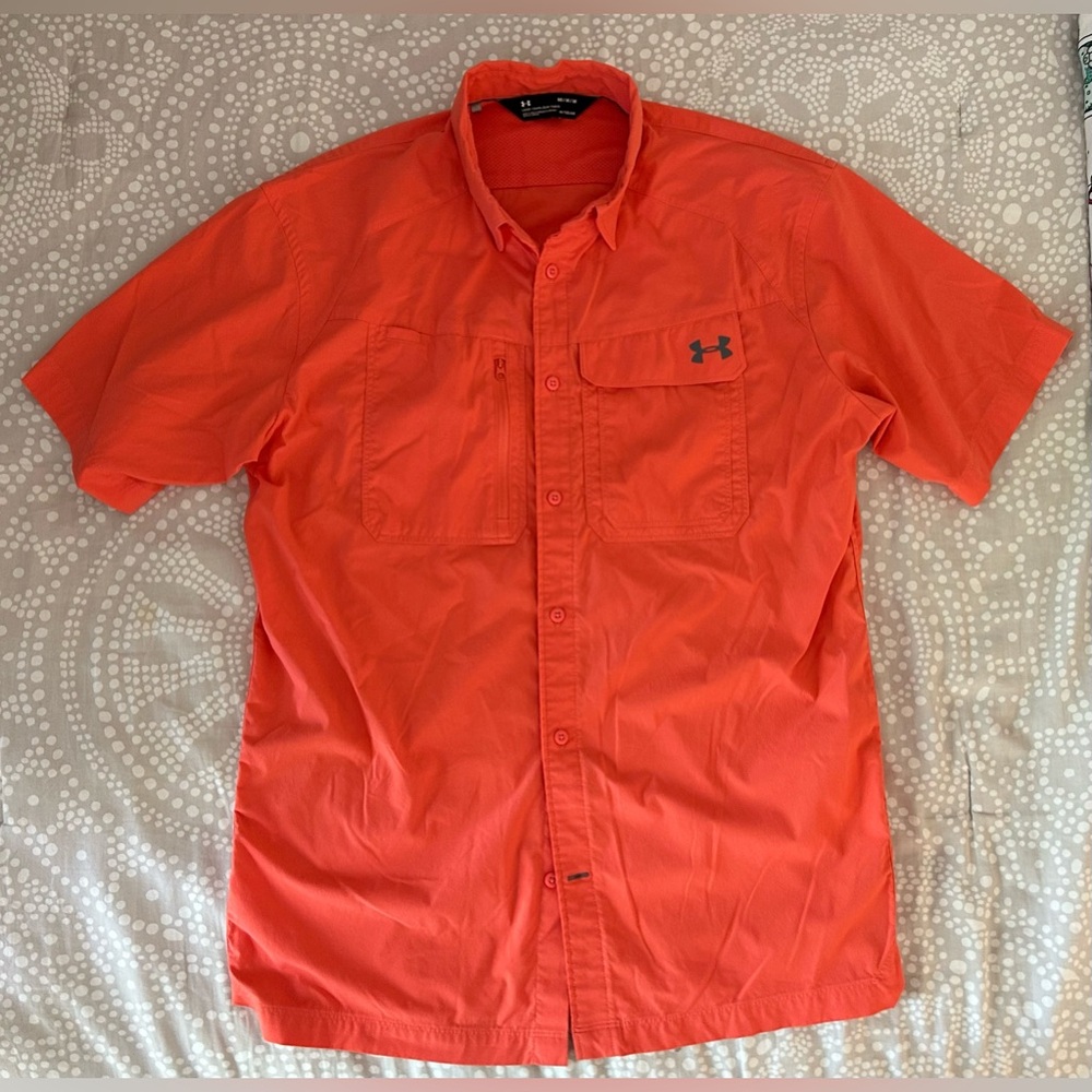 Under Armour Men’s UA Fish Stalker Short Sleeve Shirt, size Medium